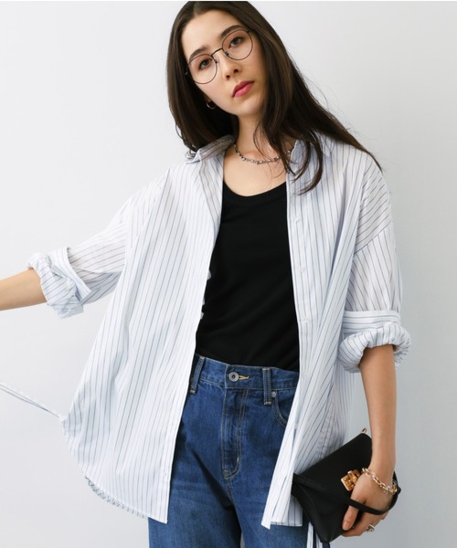 saloon(サルーン)の「SALOON(サルーン)/ サイドリボンシャツ【洗濯機洗い可】(シャツ/ブラウス・レディース・ホワイト/ホワイト系その他/ブルー系その他/ライトブルー・FREE)」の1枚目の写真