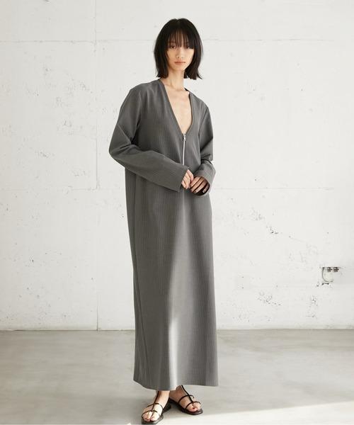 LA PEAU DE GEM（ラポドゥジェム）の「【LA PEAU DE GEM】Vネックピン