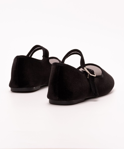 SVEC（シュベック）の「カンフーシューズ / ストラップパンプス（パンプス・レディース・ブラック/グリーン/ネイビー/グレイッシュベージュ/ブラック系その他/ベージュ/ブラウン系その他・40/37/39/36/38/35/34/32/30/28/26）」の11枚目の写真