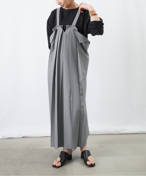 LUCA/LADY LUCK LUCA（ルカ/レディラックルカ）の「LC/LLL プリーツサロペットワンピース（ワンピース・レディース・ブラック/グレー・FREE）」の10枚目の写真