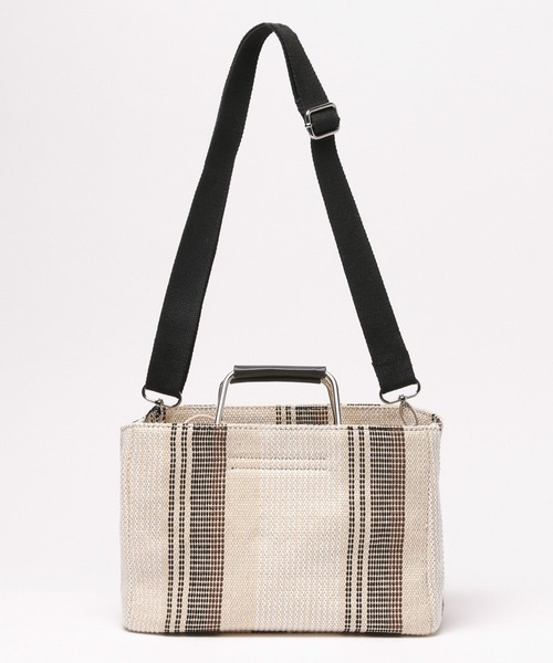 LEPSIM(レプシィム)の「マルチストライプ2WAYバッグ 110678(ショルダーバッグ・レディース・ブルー/アイボリー/ブラウン・ONE SIZE)」の18枚目の写真