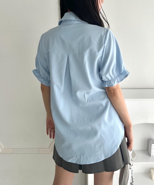 Loueme(ルエム)の「ウエストギャザーチュニックシャツワンピース(シャツワンピース・レディース・ブラック/アイボリー/ライトブルー・FREE)」の15枚目の写真