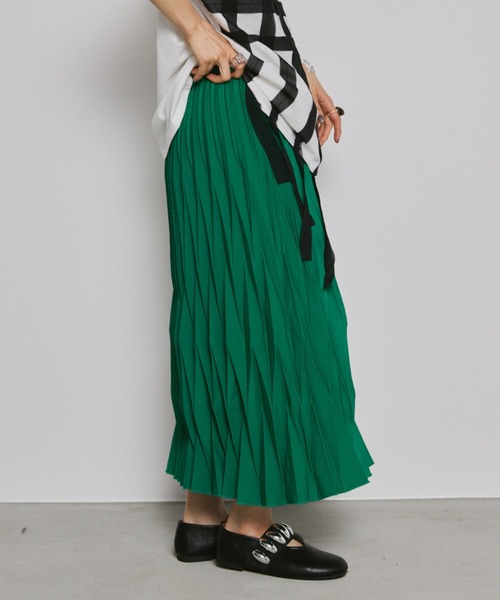manana suerte（マニャーナスエルテ）の「デザインプリーツロングスカート（スカート・レディース・ブルー/ブラック/グリーン・FREE）」の12枚目の写真