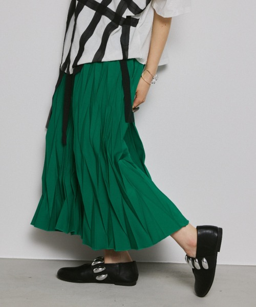manana suerte（マニャーナスエルテ）の「デザインプリーツロングスカート（スカート・レディース・ブルー/ブラック/グリーン・FREE）」の10枚目の写真