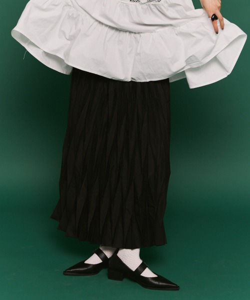 manana suerte（マニャーナスエルテ）の「デザインプリーツロングスカート（スカート・レディース・ブルー/ブラック/グリーン・FREE）」の4枚目の写真
