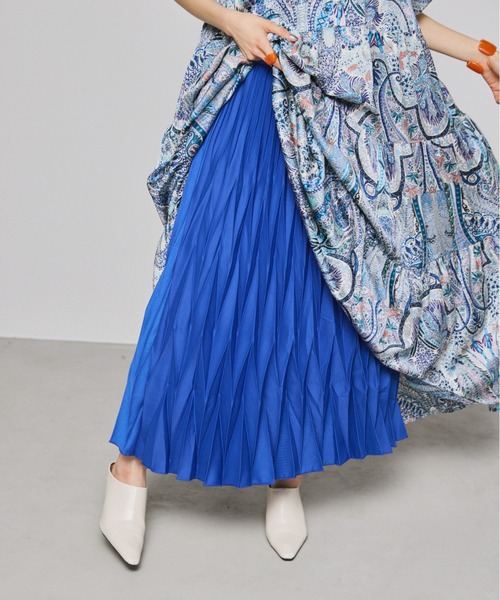 manana suerte（マニャーナスエルテ）の「デザインプリーツロングスカート（スカート・レディース・ブルー/ブラック/グリーン・FREE）」の19枚目の写真