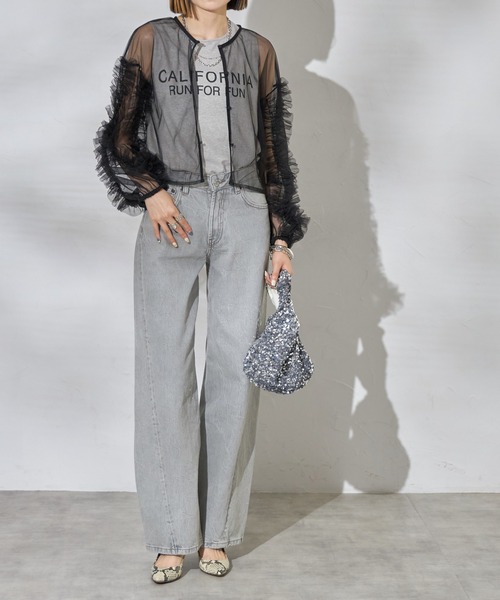 each（イーチ）の「【前後2WAY】袖フリルチュールブラウス（シャツ/ブラウス・レディース・グレイッシュベージュ/ブラック/アイボリー・FREE）」の4枚目の写真