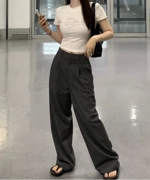 LADY LIKE（レディライク）の「【新色追加】ラインストーンハートロゴコンパクトTシャツ（Tシャツ/カットソー・レディース・ブラック/ホワイト/レッド/チャコールグレー・M）」の16枚目の写真