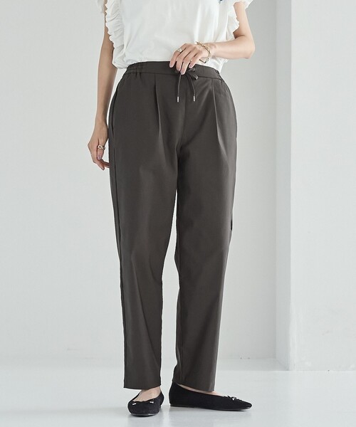 coen(コーエン)の「マルチファンクションやみつきテーパードパンツ(WEB限定サイズ)(スラックス・レディース・ブラック/ターコイズブルー/ワインレッド/ロイヤルブルー/ダークグレー・S/M/L/XL)」の13枚目の写真