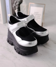 VIVIAN（ヴィヴィアン）の「厚底ベルクロストラップダッドスニーカー ZOZOTOWN+オフィシャルサイト限定商品（スニーカー・レディース）」