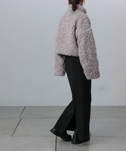 COLONY 2139（コロニートゥーワンスリーナイン）の「プードルフェイクファースタンドZIPブルゾン（ブルゾン・レディース・ブラック/ライトグレー/モカ・FREE）」の18枚目の写真