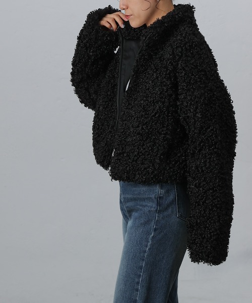 COLONY 2139（コロニートゥーワンスリーナイン）の「プードルフェイクファースタンドZIPブルゾン（ブルゾン・レディース・ブラック/ライトグレー/モカ・FREE）」の7枚目の写真