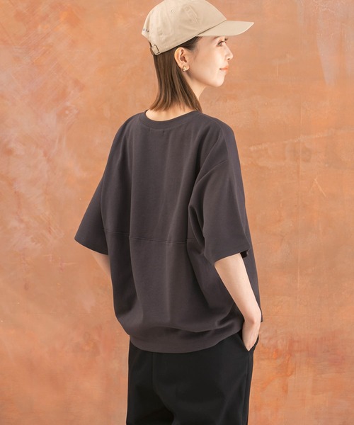 URBAN RESEARCH ROSSO WOMEN(アーバンリサーチ ロッソ)の「バックコクーンプルオーバー(Tシャツ/カットソー・レディース・チャコールグレー/オレンジ/オフホワイト・FREE)」の3枚目の写真