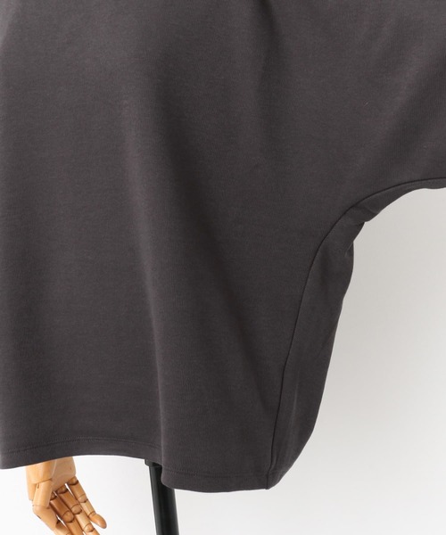 URBAN RESEARCH ROSSO WOMEN(アーバンリサーチ ロッソ)の「バックコクーンプルオーバー(Tシャツ/カットソー・レディース・チャコールグレー/オレンジ/オフホワイト・FREE)」の19枚目の写真