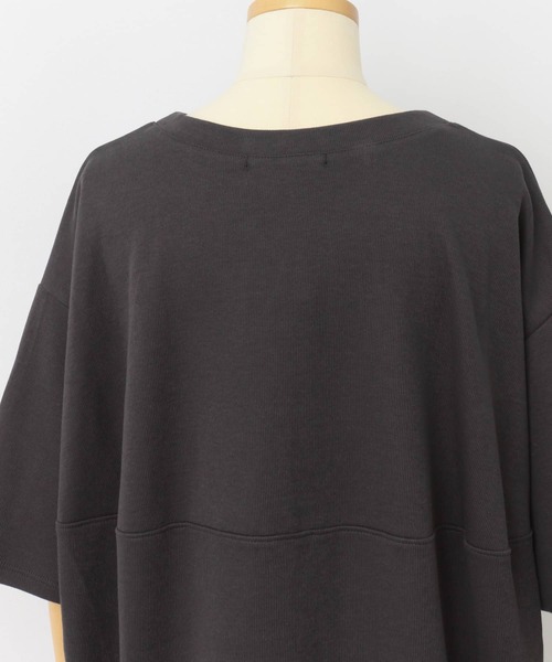 URBAN RESEARCH ROSSO WOMEN(アーバンリサーチ ロッソ)の「バックコクーンプルオーバー(Tシャツ/カットソー・レディース・チャコールグレー/オレンジ/オフホワイト・FREE)」の20枚目の写真