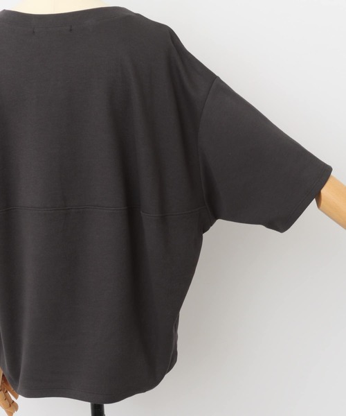 URBAN RESEARCH ROSSO WOMEN(アーバンリサーチ ロッソ)の「バックコクーンプルオーバー(Tシャツ/カットソー・レディース・チャコールグレー/オレンジ/オフホワイト・FREE)」の21枚目の写真