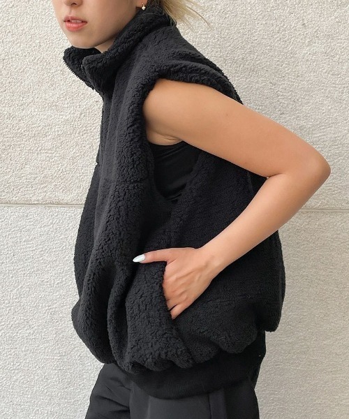 GORGE（ゴージ）の「《ボア×ハーフZIP》レディース ボアスタンドベスト 体型カバー ゆるシルエット 秋冬（ベスト・レディース・アイボリー/モカ/ブラック・F）」の12枚目の写真
