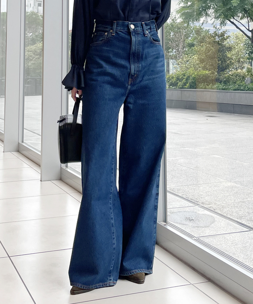 IENA LA BOUCLE（イエナラブークル）の「NEEDBY heritage/ニードバイヘリテージ KYLIE KOJIMA DK BLUE N1C101337KDB（デニムパンツ・レディース・ライトブルー・26/25/24/23）」の3枚目の写真