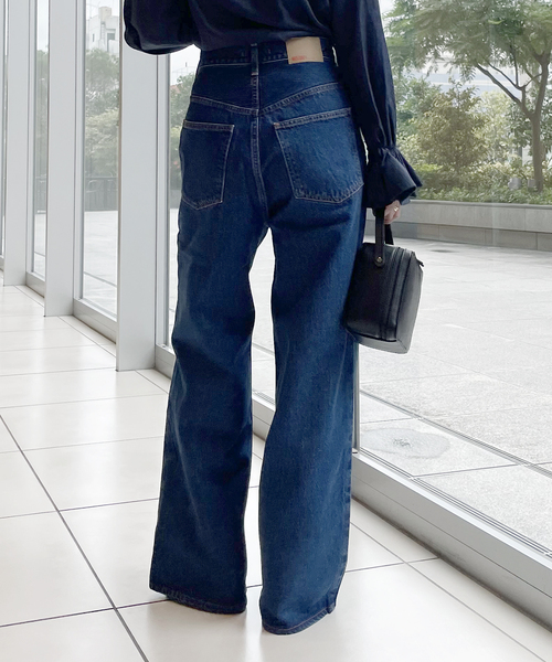 IENA LA BOUCLE（イエナラブークル）の「NEEDBY heritage/ニードバイヘリテージ KYLIE KOJIMA DK BLUE N1C101337KDB（デニムパンツ・レディース・ライトブルー・26/25/24/23）」の5枚目の写真