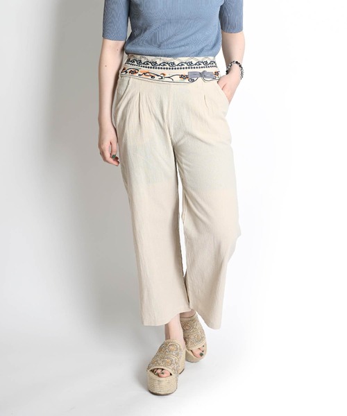 チャイナボタン刺繍ストレートパンツ アンクル丈ストレートパンツ（その他パンツ）｜ABBEY MARKET（アビーマーケット）