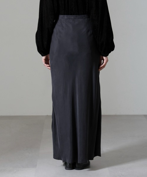 NANO universe(ナノユニバース)の「キュプラビスコースバイアススカート(スカート・レディース・ブラック/ブルーグレー/グレー系その他4・S/M)」の5枚目の写真
