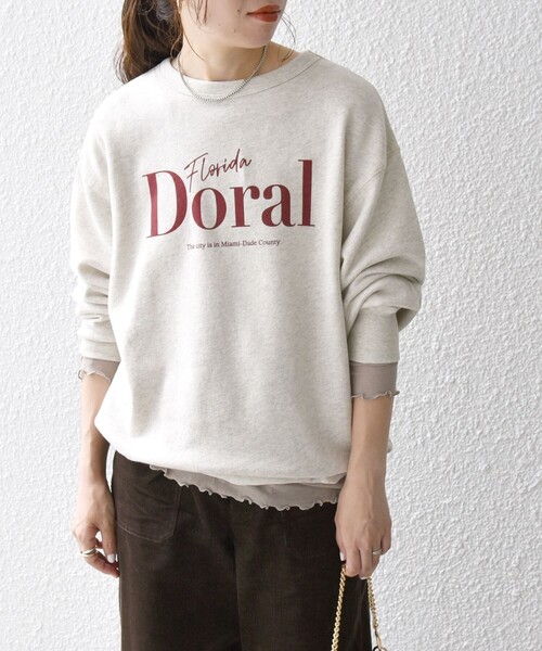 SHIPS any(シップス エニィ)の「【SHIPS any別注】THE KNiTS:〈洗濯機可能〉ロゴ クルーネック スウェット(スウェット・レディース・グレー/ナチュラル/ワインレッド・ONE SIZE)」の9枚目の写真