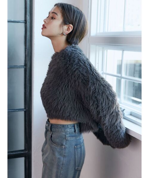 シャギークロップドニット