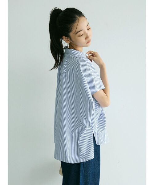 CRAFT STANDARD BOUTIQUE(クラフトスタンダードブティック)の「ステンサイドソリッドストライプブラウス②(シャツ/ブラウス・レディース・ブルー系その他6・FREE)」の4枚目の写真