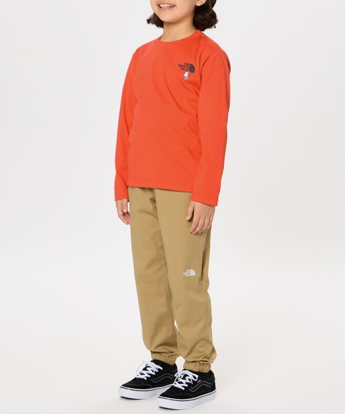 THE NORTH FACE（ザノースフェイス）の「THE NORTH FACE Kids L/S Shiretoko Toko Tee NTJ82332ST（Tシャツ/カットソー・キッズ・ホワイト/ブラック/オレンジ・120/140/100/110/130）」の4枚目の写真