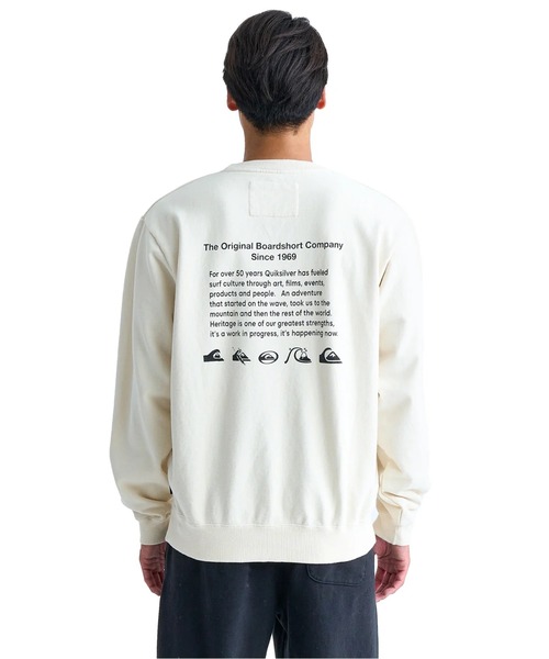 Quiksilver(クイックシルバー)の「QS HISTORY CREW SWEA/クイックシルバースウェットトレーナー(スウェット・メンズ・ブラック/アイボリー/グレー・LARGE/MEDIUM/SMALL/X-LARGE)」の2枚目の写真