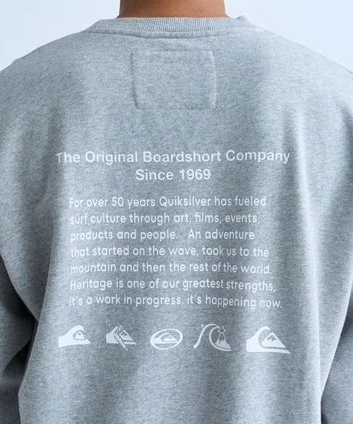 Quiksilver(クイックシルバー)の「QS HISTORY CREW SWEA/クイックシルバースウェットトレーナー(スウェット・メンズ・ブラック/アイボリー/グレー・LARGE/MEDIUM/SMALL/X-LARGE)」の7枚目の写真