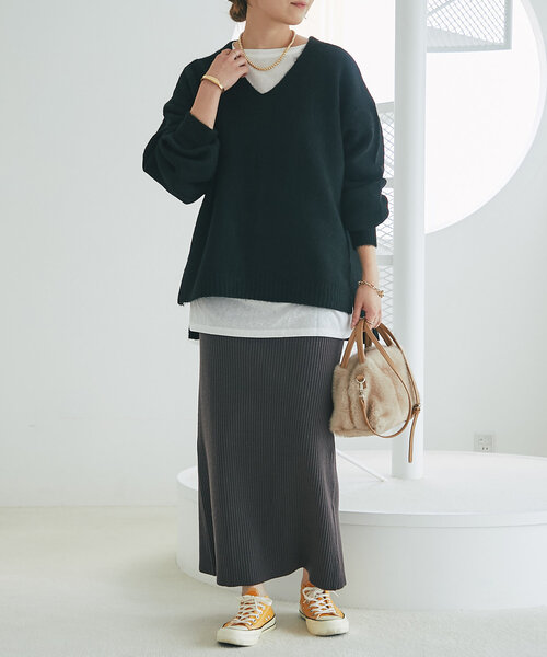 un dix cors（アンディコール）の「《柔らかく軽い着心地》ヤクライクVネックニット（ニット/セーター・レディース・グレー/ブラック/ホワイト系その他/パープル/イエロー・FREE）」の10枚目の写真