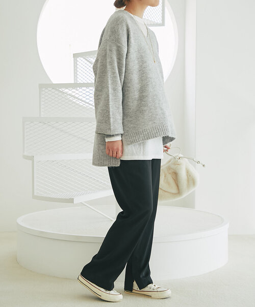 un dix cors（アンディコール）の「《柔らかく軽い着心地》ヤクライクVネックニット（ニット/セーター・レディース・グレー/ブラック/ホワイト系その他/パープル/イエロー・FREE）」の19枚目の写真