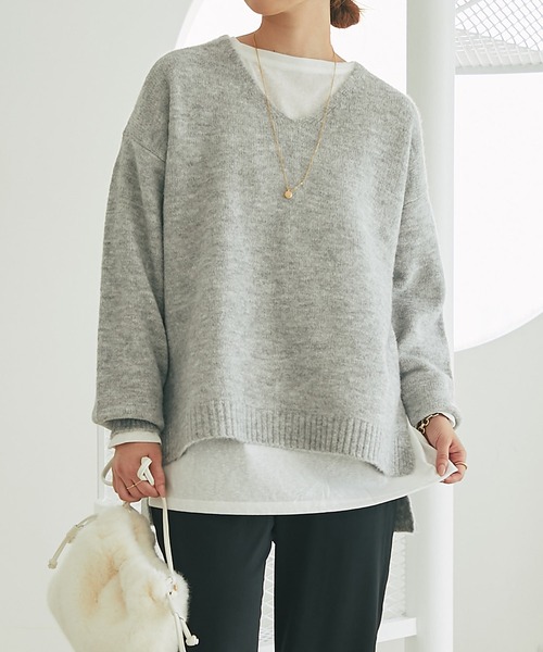 un dix cors（アンディコール）の「《柔らかく軽い着心地》ヤクライクVネックニット（ニット/セーター・レディース・グレー/ブラック/ホワイト系その他/パープル/イエロー・FREE）」の4枚目の写真