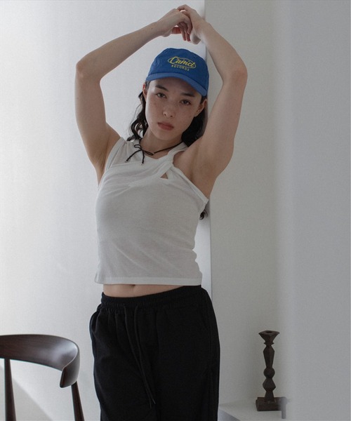 SUWDEE(スーディー)の「asymmentry tank top(タンクトップ・レディース・ホワイト/ブラック・FREE)」の5枚目の写真