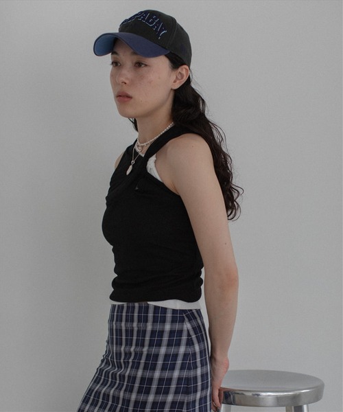 SUWDEE(スーディー)の「asymmentry tank top(タンクトップ・レディース・ホワイト/ブラック・FREE)」の10枚目の写真