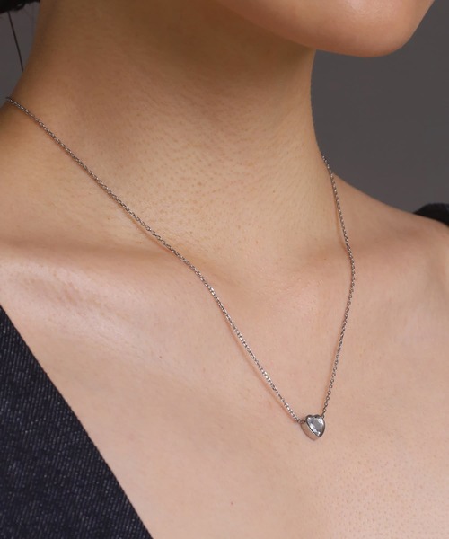 LHME（エルエイチエムイー）の「【WEB限定】“Moment”ハートストーンネックレス/クリア/サージカルステンレス（金属アレルギー対応）【LHME / エルエイチエムイー】（ネックレス・レディース・シルバー/ゴールド・45cm）」の6枚目の写真
