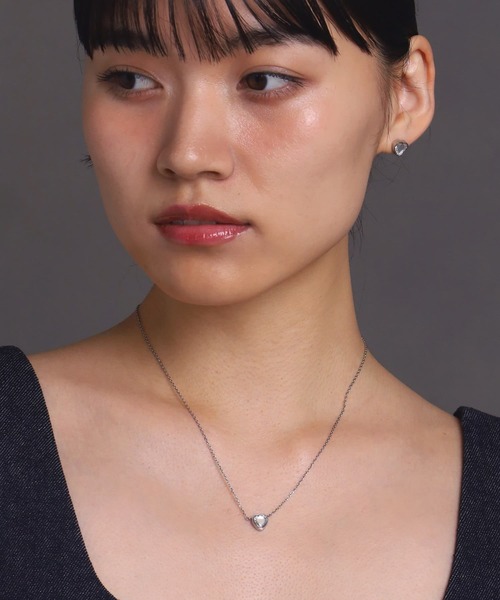 LHME（エルエイチエムイー）の「【WEB限定】“Moment”ハートストーンネックレス/クリア/サージカルステンレス（金属アレルギー対応）【LHME / エルエイチエムイー】（ネックレス・レディース・シルバー/ゴールド・45cm）」の11枚目の写真