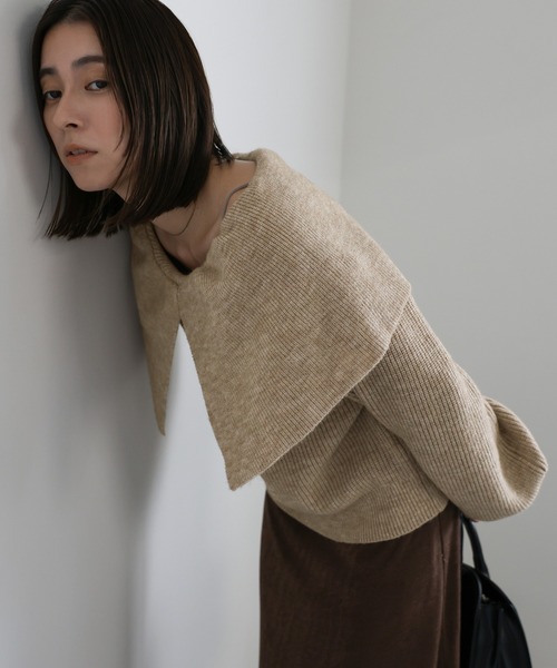 select MOCA(セレクトモカ)の「アルパカタッチビッグケープニット(ニット/セーター・レディース・アイボリー/ブラック/グレイッシュベージュ・FREE)」の17枚目の写真