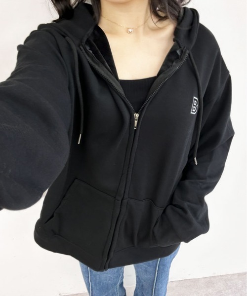 kirakiraShop(キラキラショップ)の「裏起毛 オーバーシルエット ロゴ パーカー(パーカー・レディース・クリーム/グレー/ブラック/レッド・FREE)」の13枚目の写真