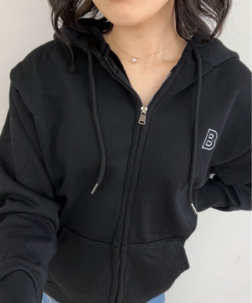 kirakiraShop(キラキラショップ)の「裏起毛 オーバーシルエット ロゴ パーカー(パーカー・レディース・クリーム/グレー/ブラック/レッド・FREE)」の9枚目の写真
