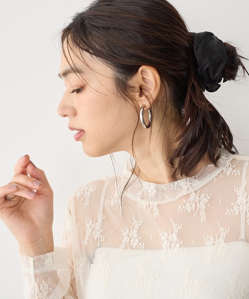 anyfee(エニフィー)の「【anyfee】チュールレースハイネックトップス《大きいサイズ/プラスサイズ》(Tシャツ/カットソー・レディース・ブラック/アイボリー・LL/3L/4L/5L)」の14枚目の写真