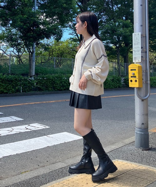 AS KNOW AS plus（アズノゥアズプラス）の「◇ハンドステッチ ビッグカラーニットカーディガン（カーディガン/ボレロ・レディース・アイボリー系/サックスブルー系/ブラック系/ブラウン系/カーキ系・FREE）」の9枚目の写真