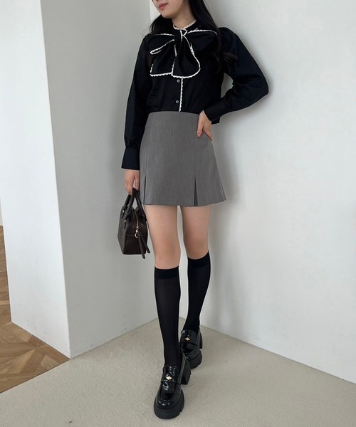 one after another NICE CLAUP(ワンアフターアナザーナイスクラップ)の「ピコレースボウタイブラウス(シャツ/ブラウス・レディース・ブラック/グレー系その他/サックスブルー/オフホワイト・FREE)」の11枚目の写真
