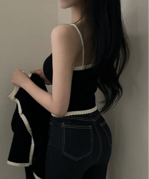 gossip!ロサンゼルス(ゴシップロサンゼルス)の「Y2K 配色スカラップニットキャミソール&カーディガンSET(Tシャツ/カットソー・レディース・オフホワイト/ブラック・FREE)」の10枚目の写真