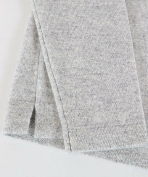 STUDIO PICONE(スタジオピッコーネ)の「カシミヤ100%長袖ニットプルオーバー(ニット/セーター・レディース・ライトグレー/ブラック/ホワイト・M/L)」の10枚目の写真