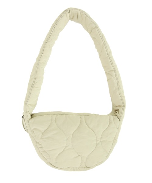 and it_（アンドイット）の「キルティングラウンドショルダーバッグ（ショルダーバッグ・レディース・ナチュラル/ブラック/キャメル・FREE）」の3枚目の写真