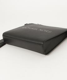 MICHAEL KORS（マイケルコース）の「COOPER ポーチ ラージ