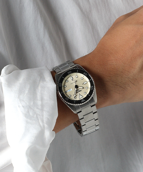 HIROB(ヒロブ)の「【SEIKO / セイコー】5 SPORTS SBSA227 Ivory dial Mid size(アナログ腕時計・レディース・シルバー・FREE)」の4枚目の写真