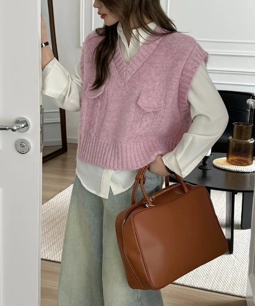 emi+（エミプラス）の「Vネックニットベスト（ベスト・レディース・杢グレー/グレー/ピンク/ブルー/モカ・FREE）」の9枚目の写真